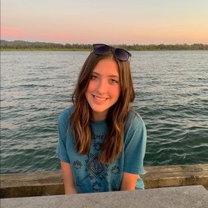 Meet your Posher, Amy